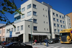 Betonikerrostalo Pietarsaaressa